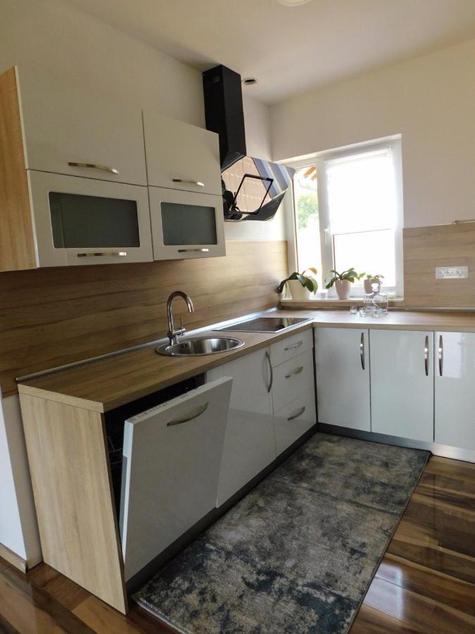 Apartman Lara Otočac Exteriér fotografie