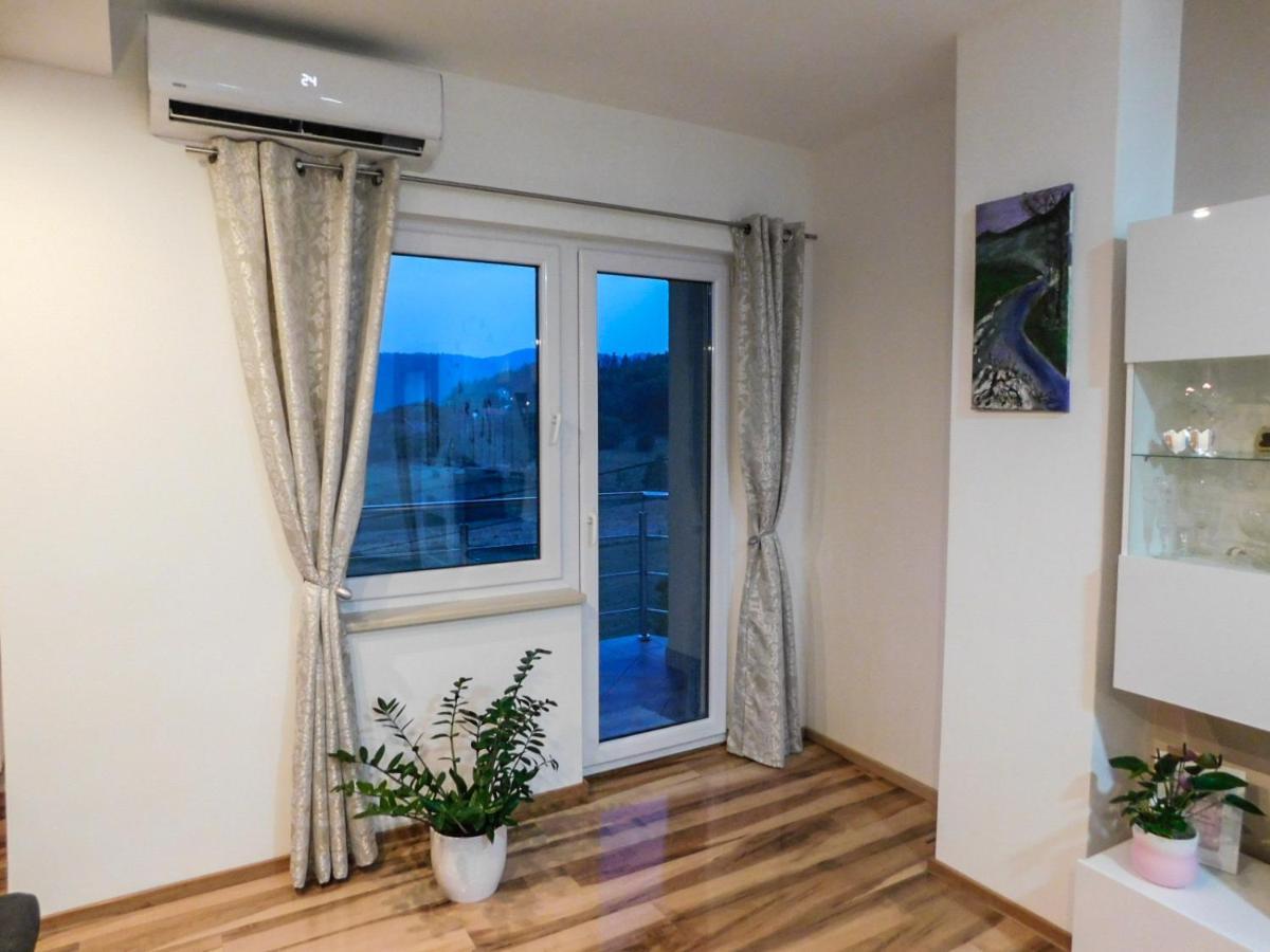 Apartman Lara Otočac Exteriér fotografie